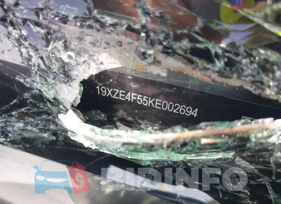 19XZE4F55KE002694 Photo# 9