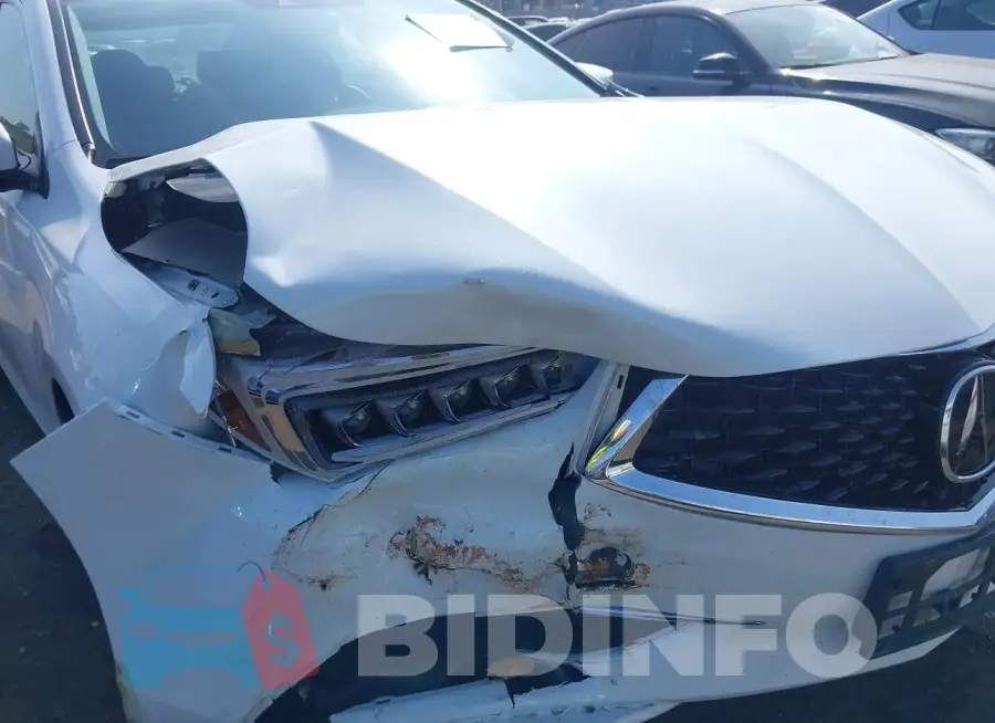 19UUB1F32LA017580 Photo# 6