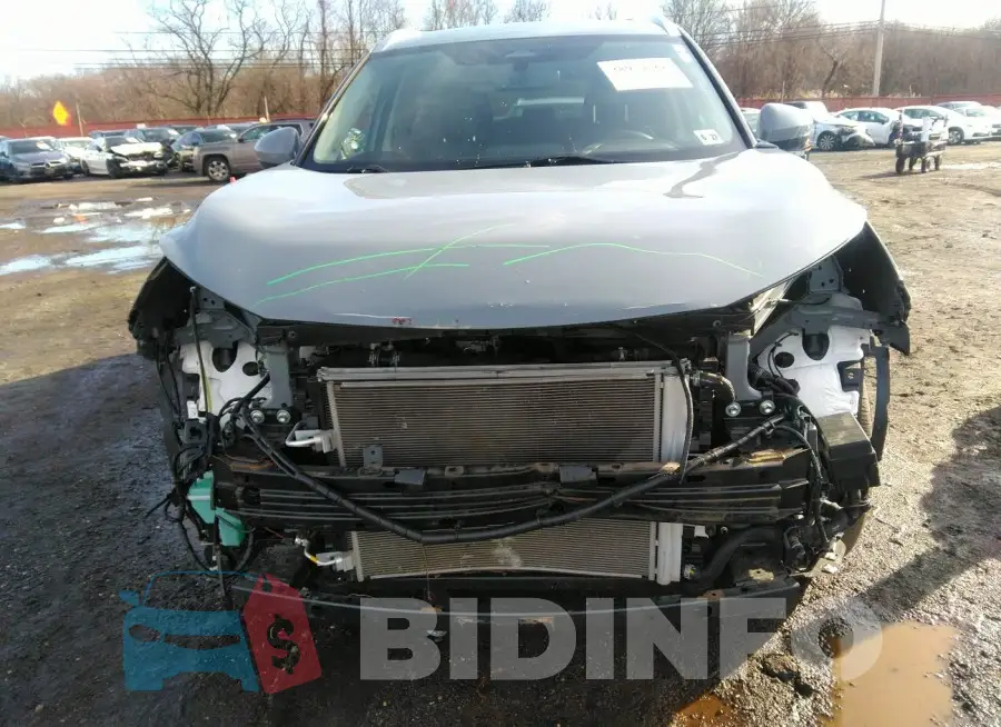 JN8BT3CB5NW332684 Photo# 6