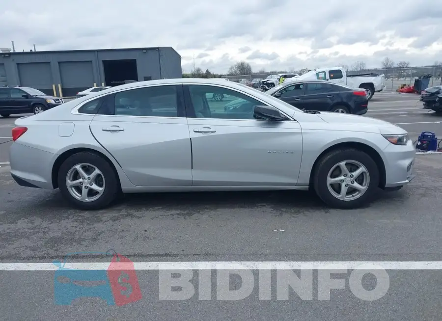 1G1ZB5ST6HF162741 Photo# 14