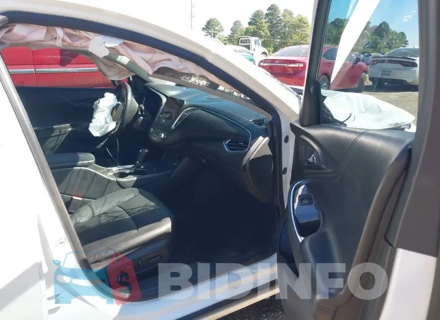 1G1ZD5ST7JF201496 Photo# 5