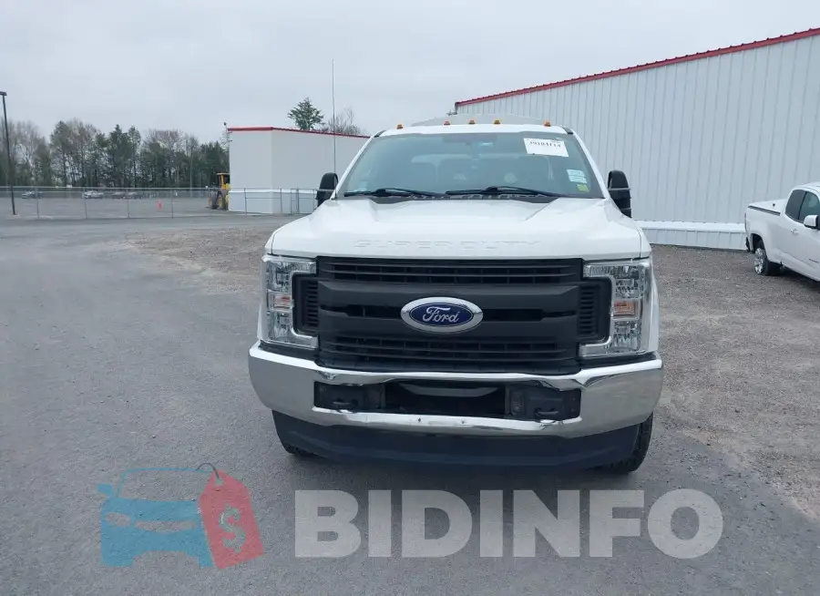 1FT7X2B65HED89434 Photo# 12