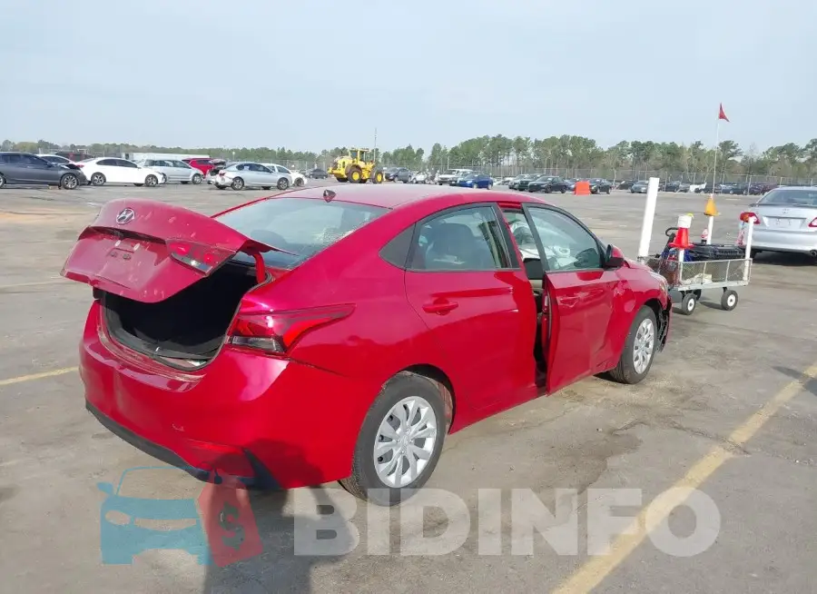3KPC24A64ME151938 Photo# 4