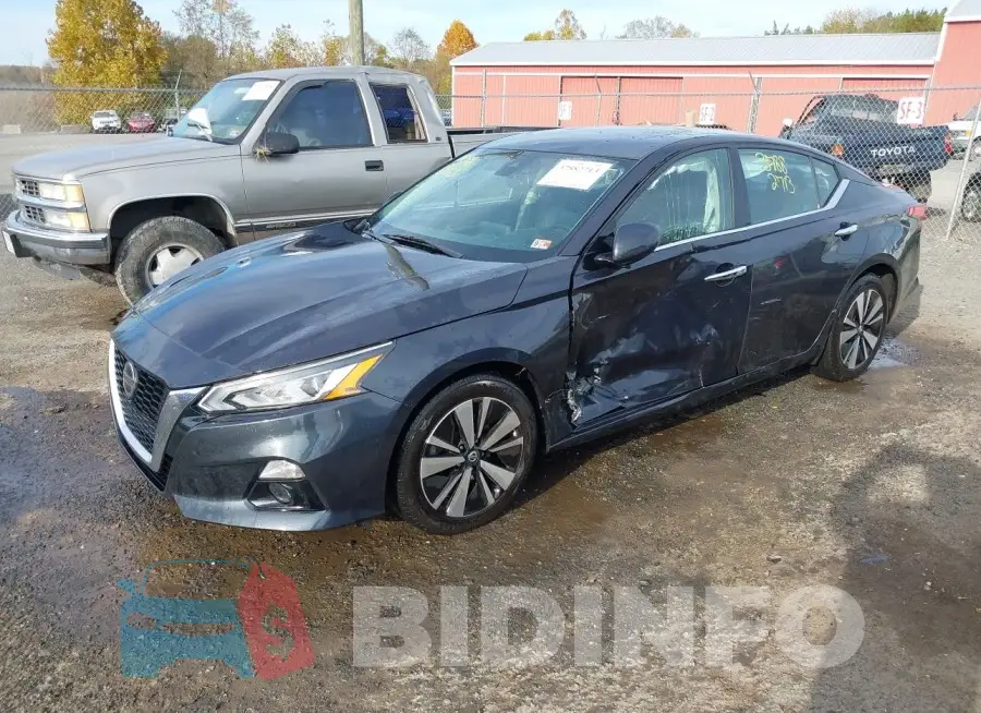 1N4BL4EV9LC157935 Photo# 2