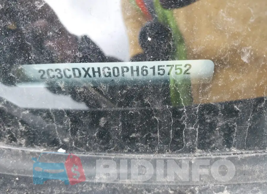 2C3CDXHG0PH615752 Photo# 9