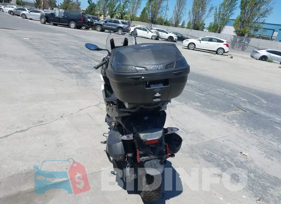 WB40C1902KS876446 Photo# 6