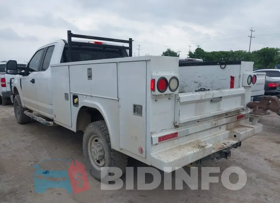 1FT7X2B64JEC74829 Photo# 3