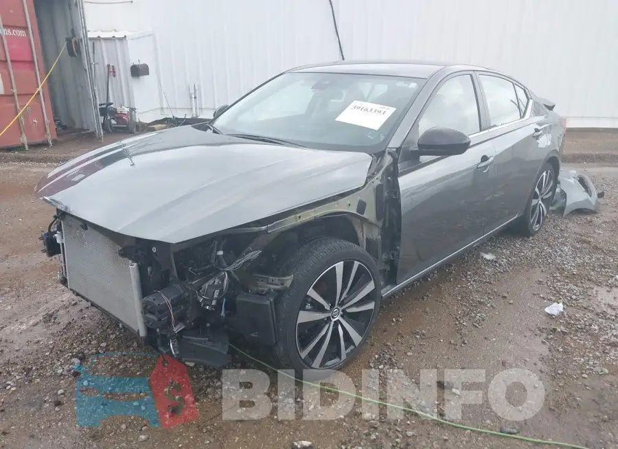 1N4BL4CV1NN411132 Photo# 2