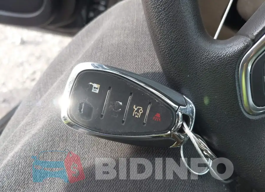 1G1ZB5ST3HF139367 Photo# 11