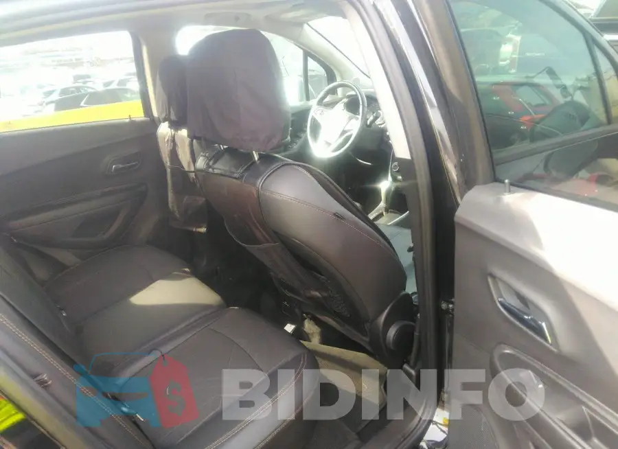 3GNCJPSB3LL177335 Photo# 8