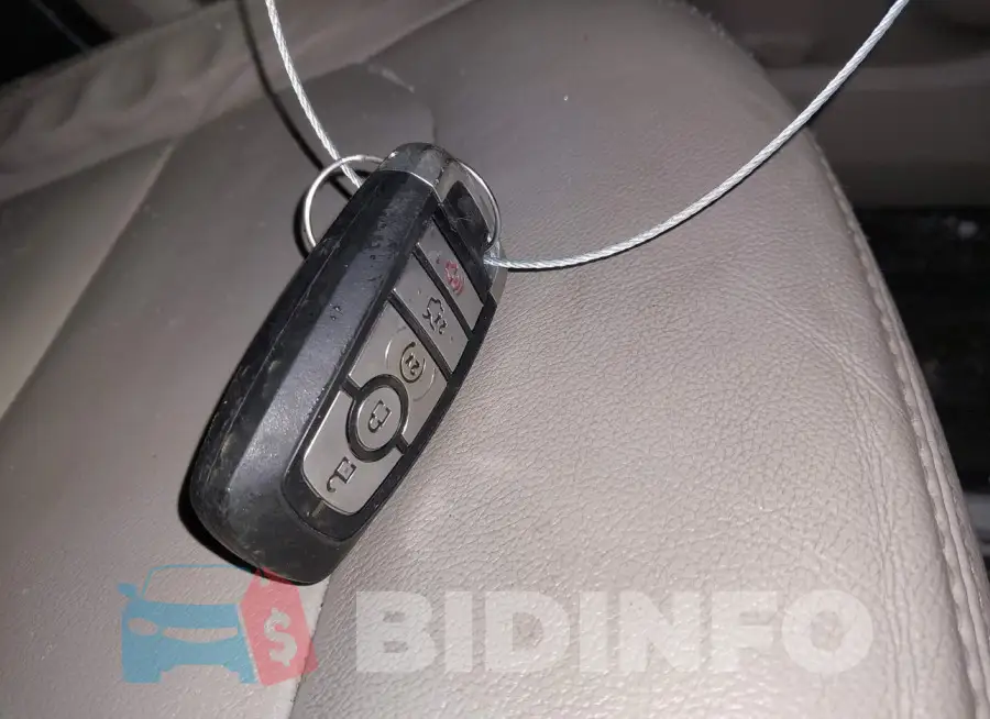 1FM5K8D86JGB81527 Photo# 11
