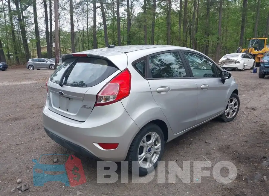 3FADP4EJ0GM129889 Photo# 4