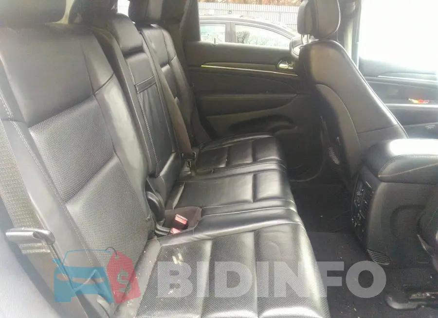 1C4RJFCG3KC788080 Photo# 8
