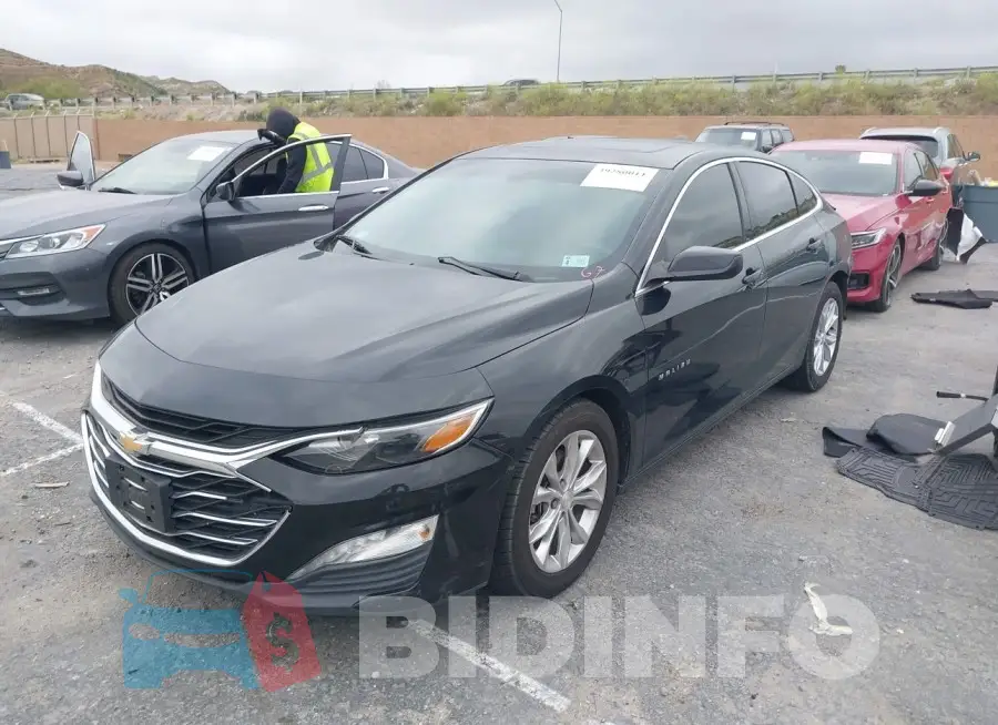 1G1ZD5ST5KF108638 Photo# 2