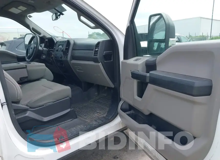 1FTBF2A67JEC83054 Photo# 5