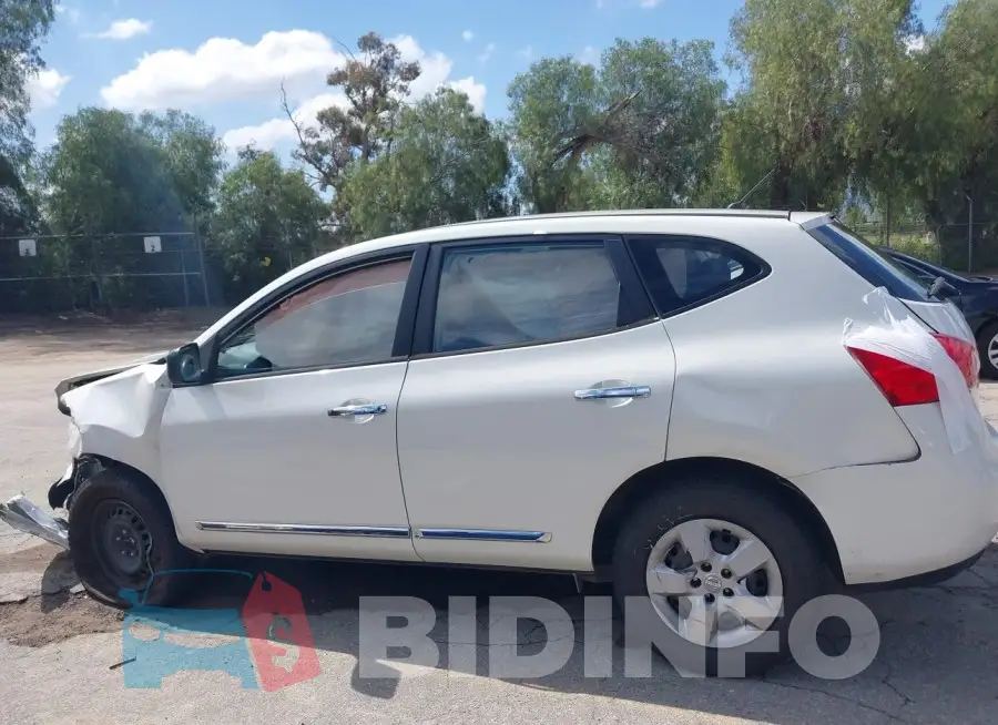 JN8AS5MT9FW653484 Photo# 14
