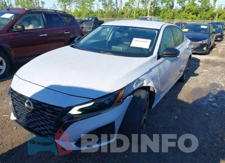 1N4BL4CV3PN351907 Photo# 2
