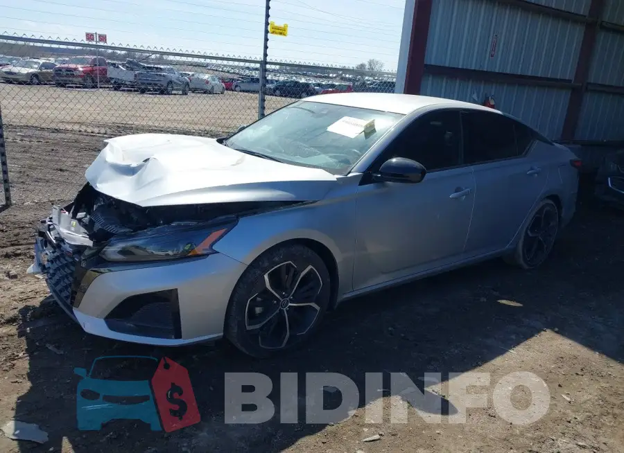 1N4BL4CV9PN422057 Photo# 2