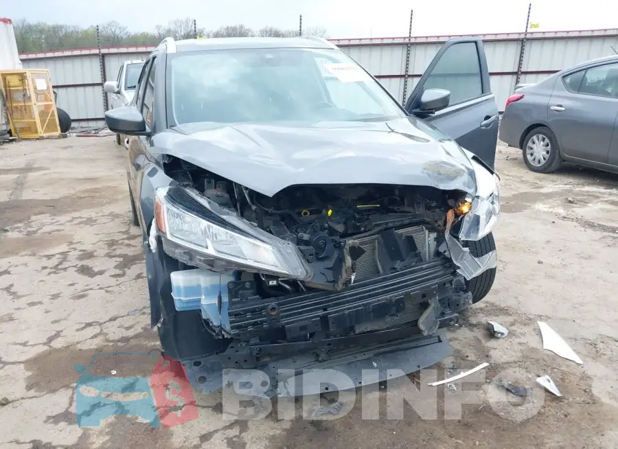 3N1CP5CV3NL500678 Photo# 6