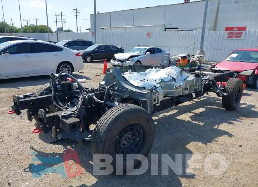 3GCPYFED3MG370897 Photo# 2