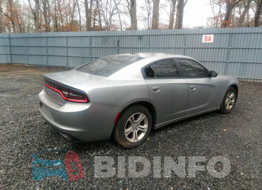 2C3CDXBG4FH752832 Photo# 4