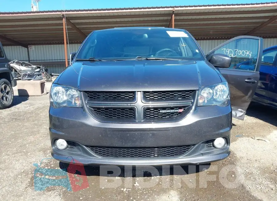 2C4RDGEG5KR661350 Photo# 12