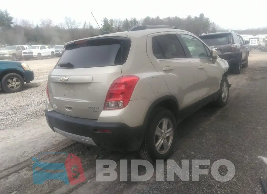 3GNCJPSB0GL121908 Photo# 4