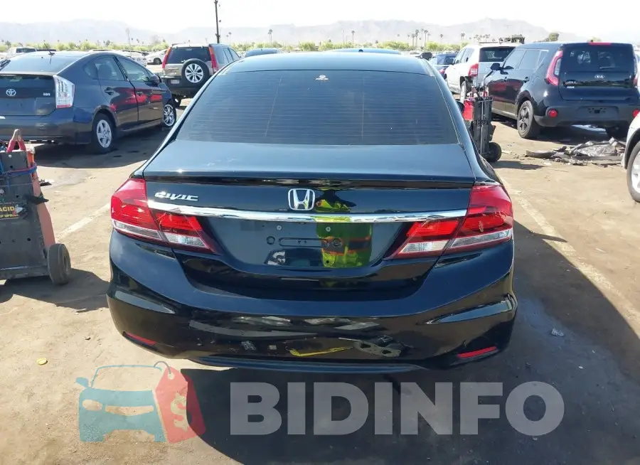 19XFB2F81FE045008 Photo# 17