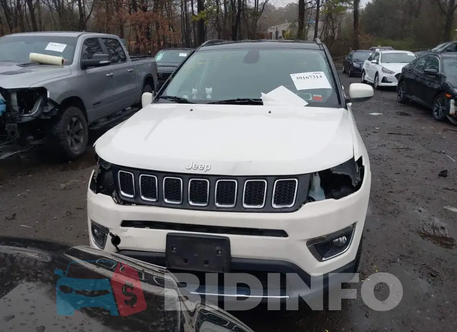 3C4NJDCB6LT256349 Photo# 12