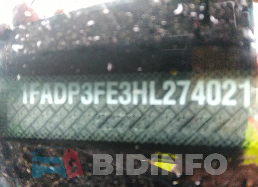 1FADP3FE3HL274021 Photo# 9