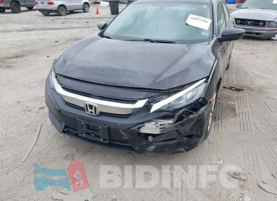 19XFC2F56HE027190 Photo# 6