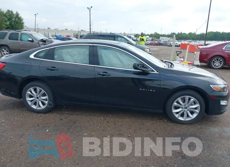 1G1ZD5ST2RF148802 Photo# 13