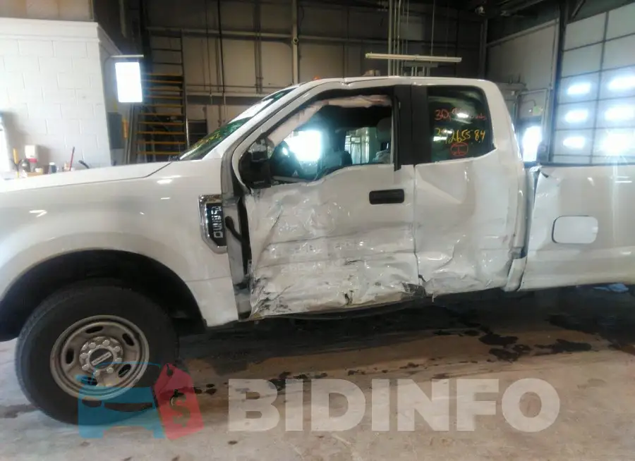 1FT7X2A62HEF33815 Photo# 6
