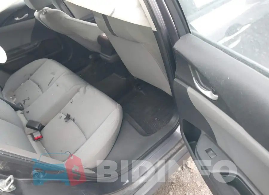 19XFC2F55GE217755 Photo# 8