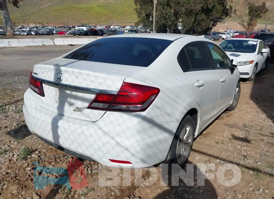 2HGFB2F54FH501675 Photo# 4