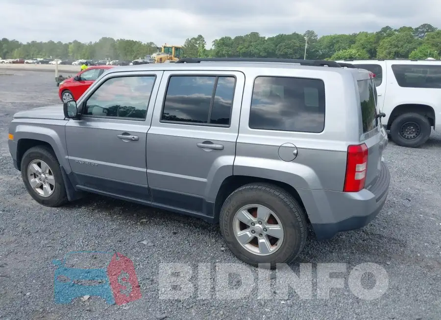 1C4NJPBB9ED886944 Photo# 3