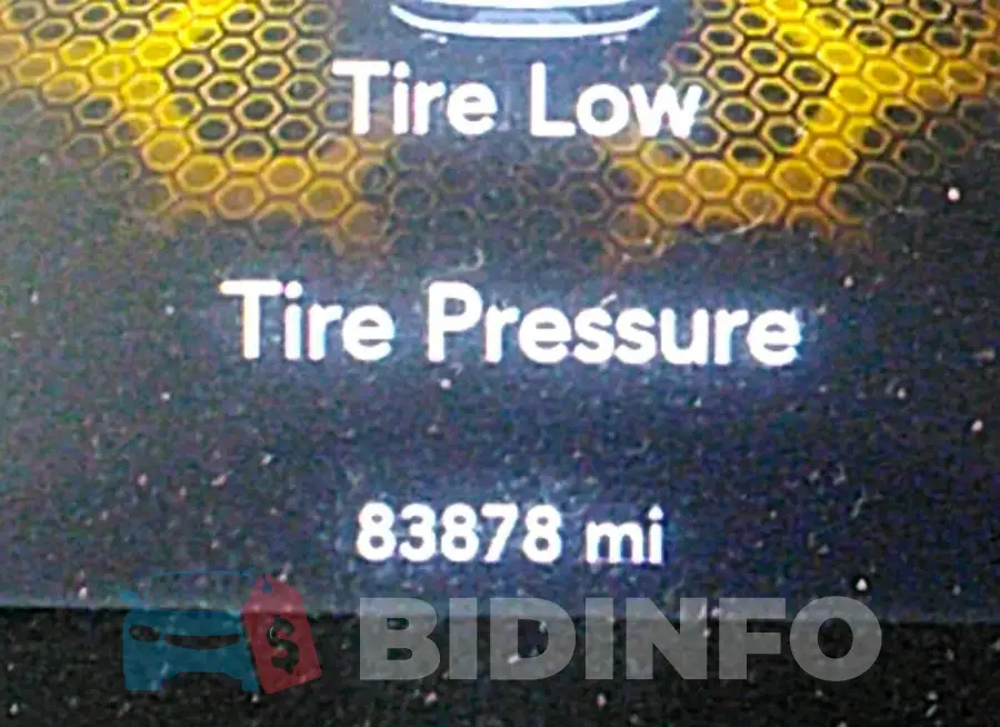 2C3CDXCT6KH662846 Photo# 15