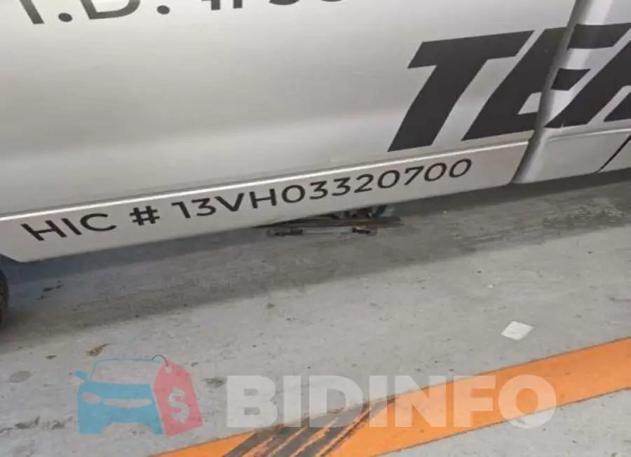 1FTMF1CMXEKD63499 Photo# 18