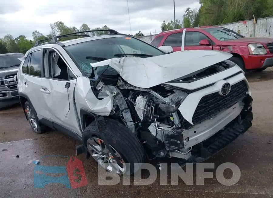 2T3C1RFV8MW146682 Photo# 6