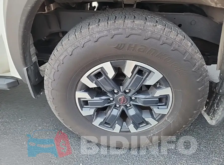 1N6ED1EK2PN615069 Photo# 18