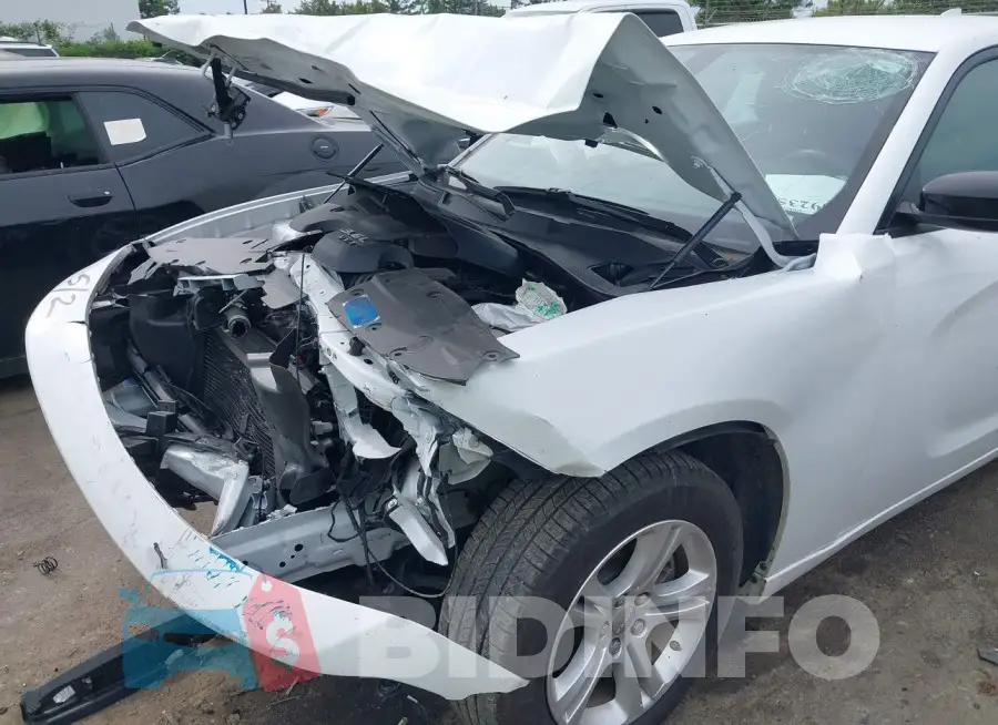 2C3CDXBG0PH575794 Photo# 17