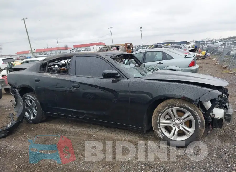 2C3CDXBG9MH646812 Photo# 12