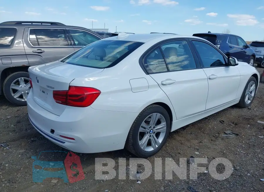 WBA8E3G55GNT75383 Photo# 4