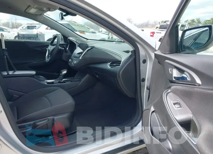 1G1ZD5ST2MF005406 Photo# 5