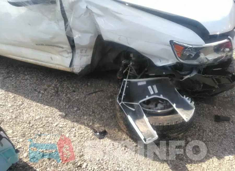1GCHSCEA6M1254733 Photo# 6