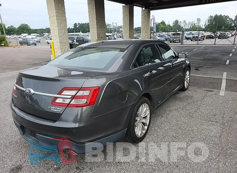 1FAHP2F80HG127413 Photo# 5