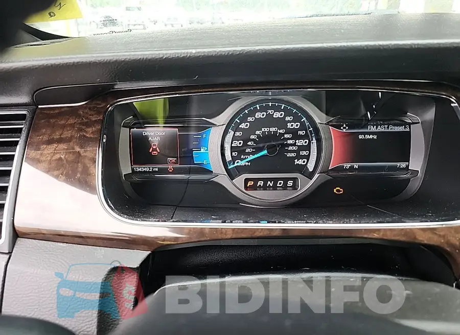 1FAHP2F80HG127413 Photo# 19