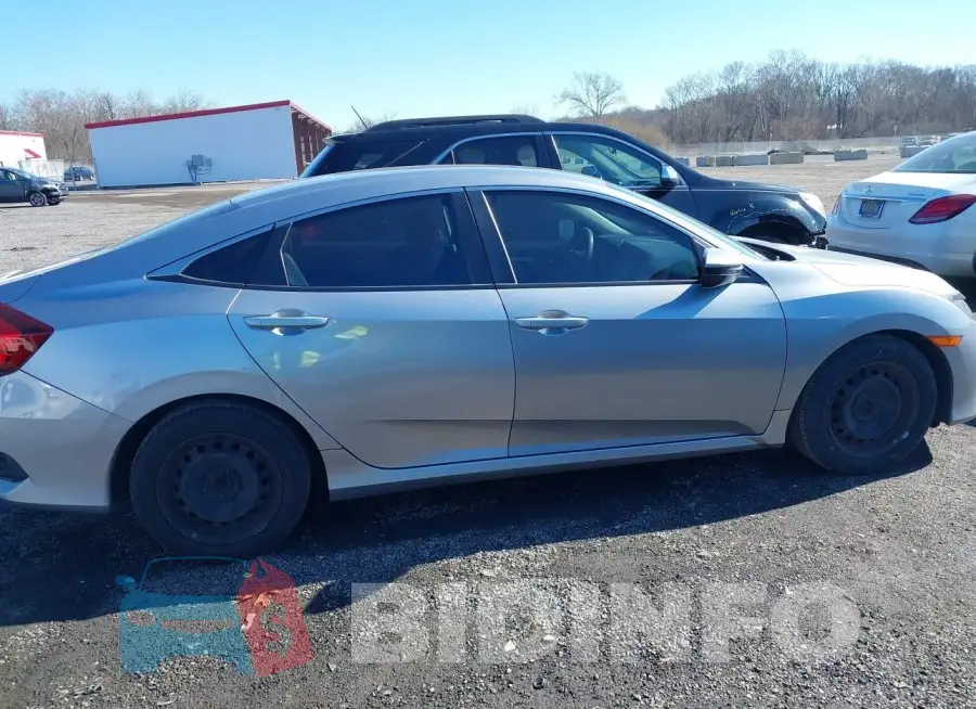 19XFC2F50HE217342 Photo# 13