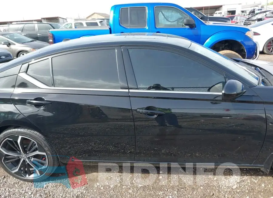 1N4BL4CV8PN377841 Photo# 14