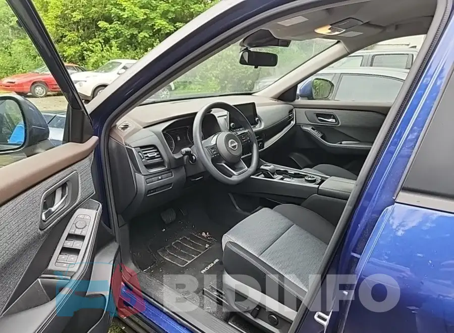 JN8BT3BB2PW180304 Photo# 16